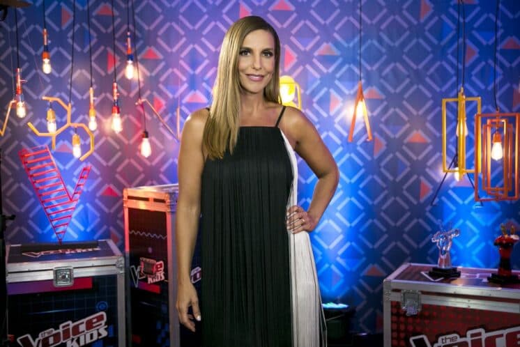 Ivete Sangalo faz tatuagem no pulso e deixa fãs surpresos: "Eu não tô bem"