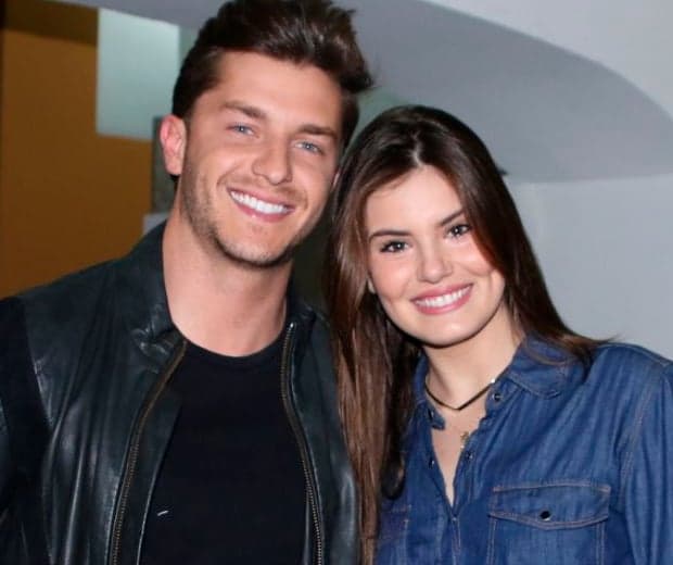 Apaixonado, Klebber Toledo elogia novo visual de Camila Queiroz para nova novela