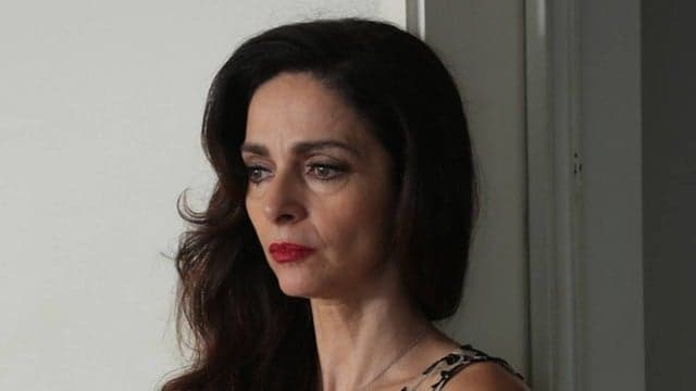 "Sol Nascente": Loretta assume erro em adoção de Paty e deixa Lenita chocada