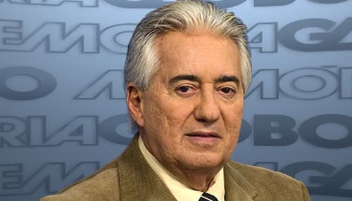 Repórter Francisco José completa 40 anos de TV Globo e comemora lançando livro