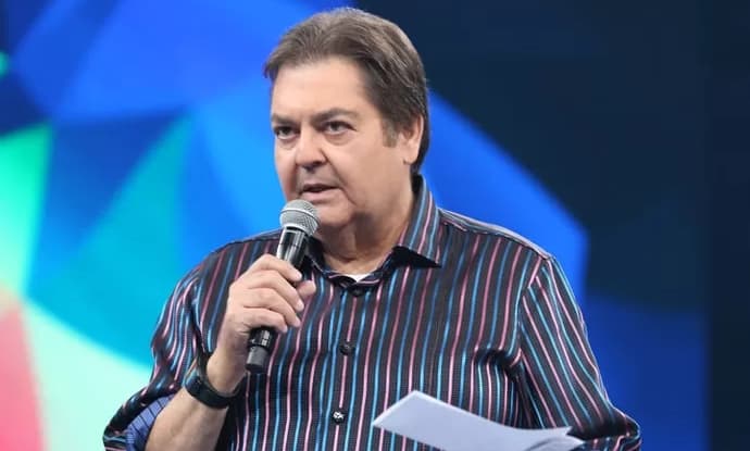 "Domingão" prepara competição musical entre famosos