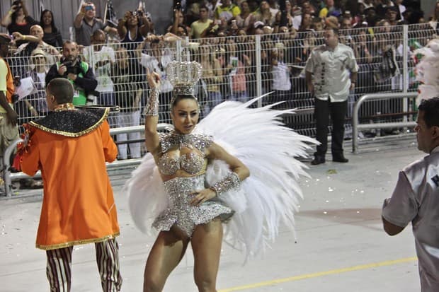 Sabrina Sato revela segredo para perder alguns quilos antes da folia: "jejum de 14h"