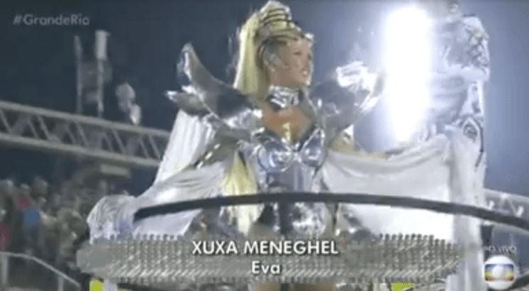 Globo ignora Xuxa durante desfile da Grande Rio e gera revolta na internet