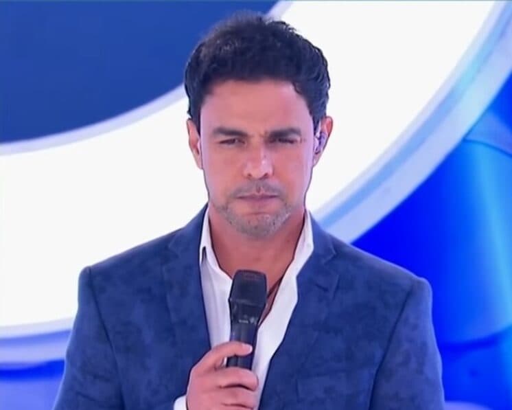 Zezé Di Camargo visita bastidores da novela "Carinha de Anjo" no SBT; veja!