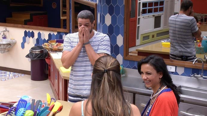"BBB 17": Daniel revela nude inusitado para Marinalva