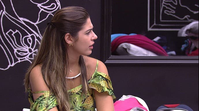 "BBB17": Vivian fica revoltada com atitude de Emilly