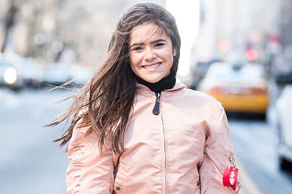Maisa Silva surge diferente e surpreende fãs