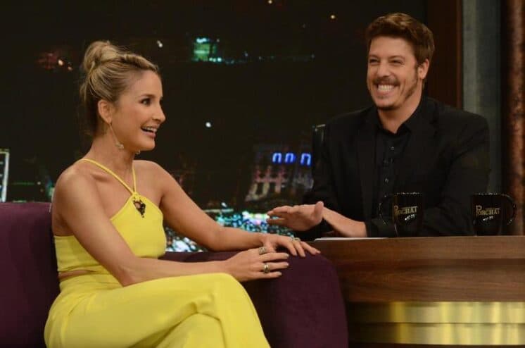 Claudia Leitte diz o motivo de ter escolhido morar fora do país