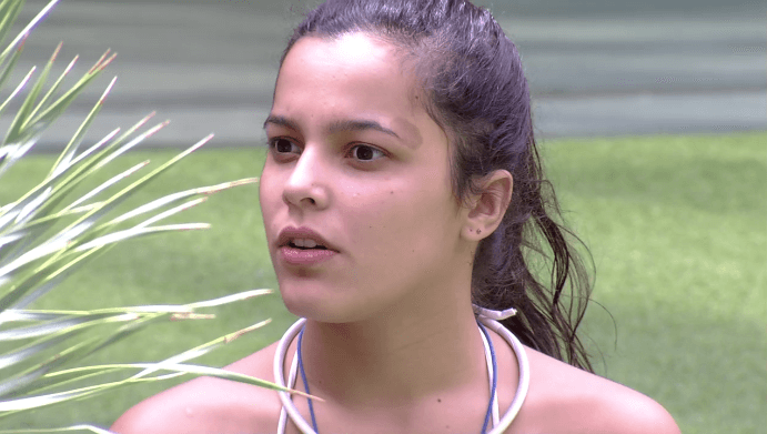 "BBB17": Emilly diz se posaria nua após deixar o programa;  saiba a resposta