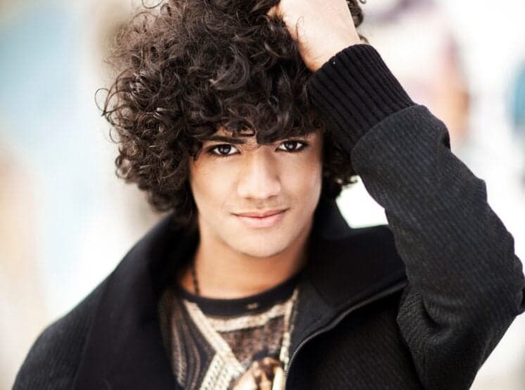 Após Giovanna Grigio, Globo contrata o protagonista de "Chiquititas"
