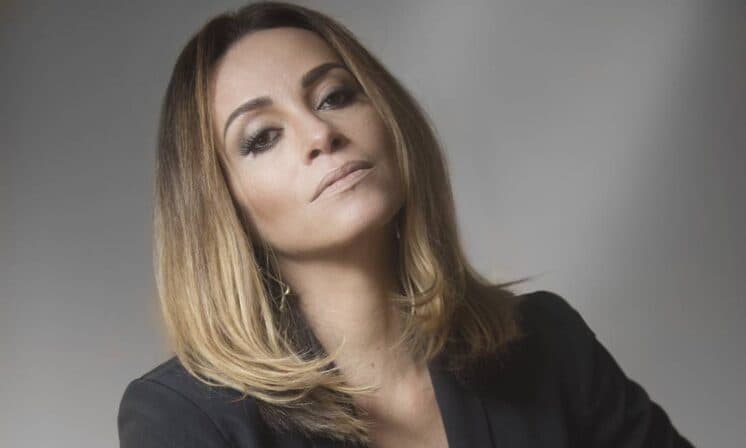 Novela solo de Suzana Pires segue com indefinição na Globo