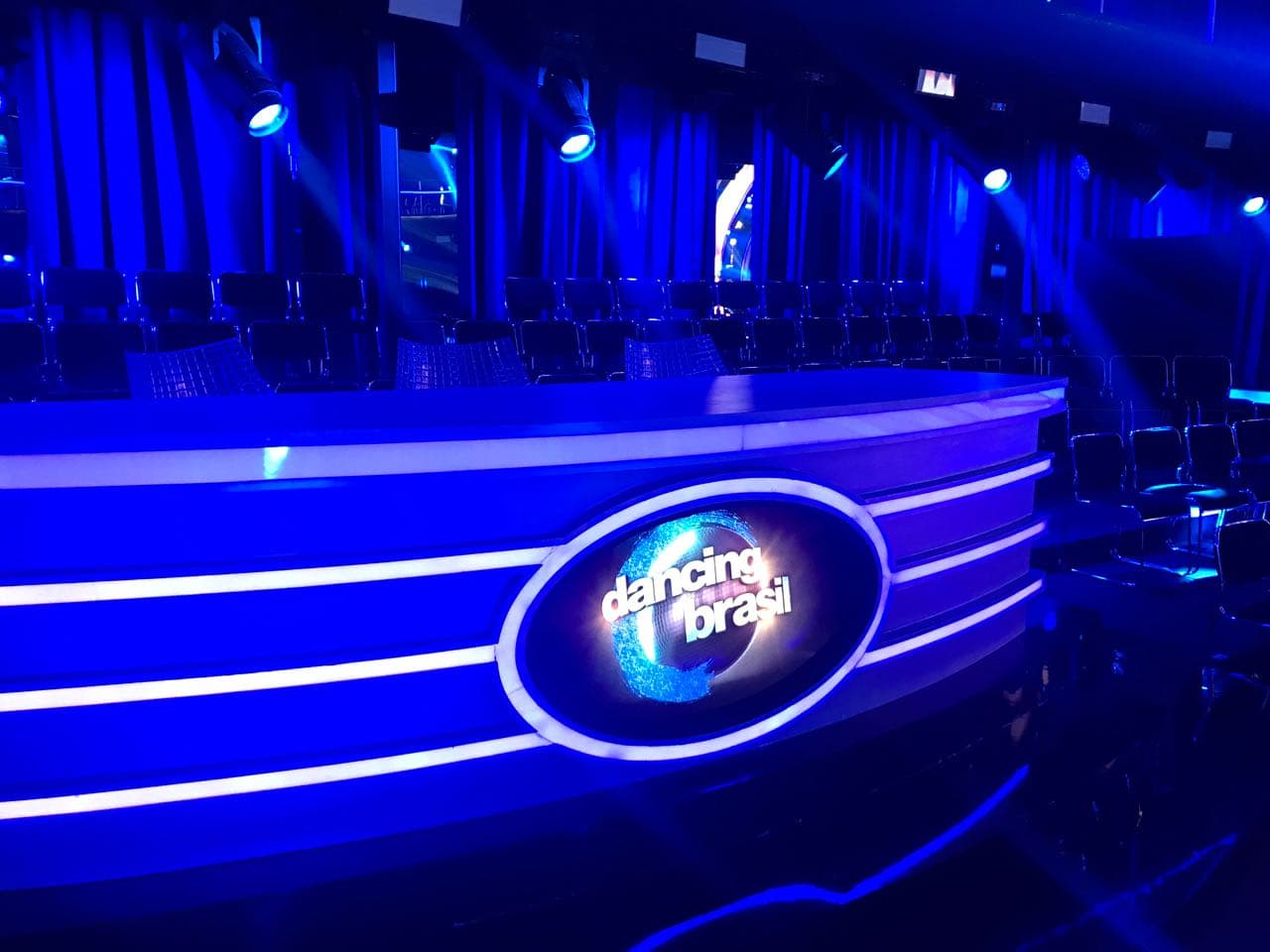 http://tvfoco.uai.com.br/wp-content/uploads/2015/05/Daniela-Mercury.jpg
