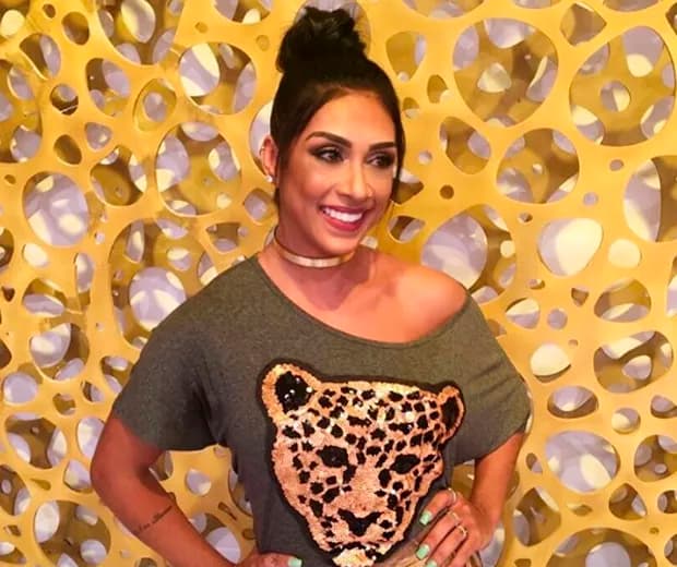 Ex-BBB Amanda relata problema com intervenção cirúrgica