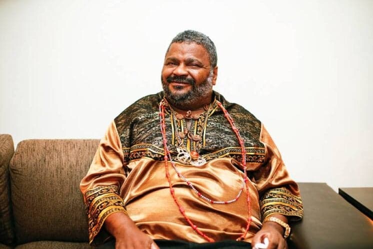Arlindo Cruz segue internado e sedado