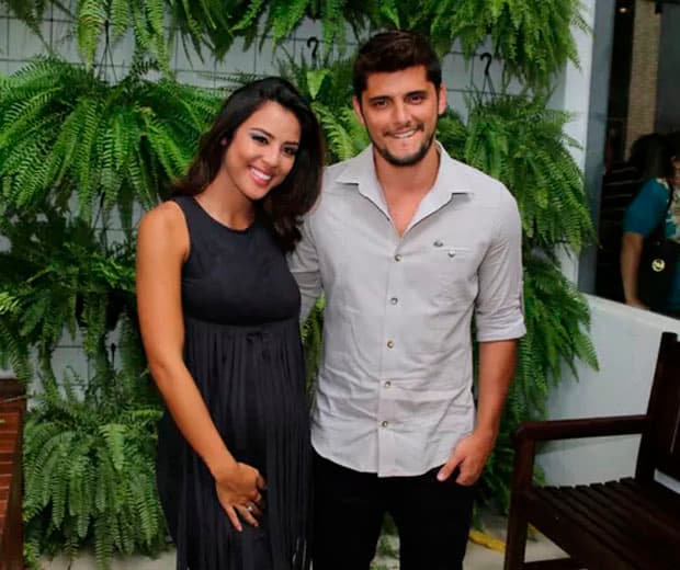 Apesar de separados, Bruno Gissoni e Yanna Lavigne estão morando juntos em apartamento