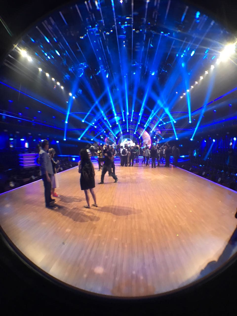 http://tvfoco.uai.com.br/wp-content/uploads/2015/05/Daniela-Mercury.jpg