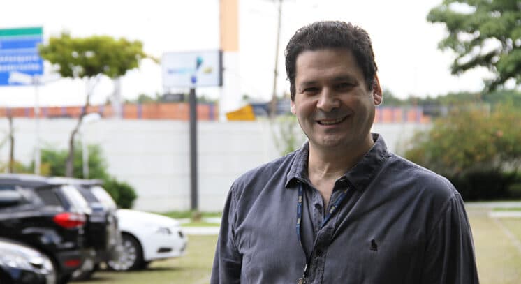 Elias Abrão anuncia demissão da RedeTV: "Foram 2 anos de muitas alegrias"