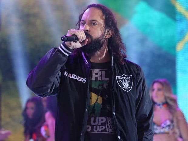 Faustão comete gafe ao receber Gabriel, O Pensador no "Domingão"