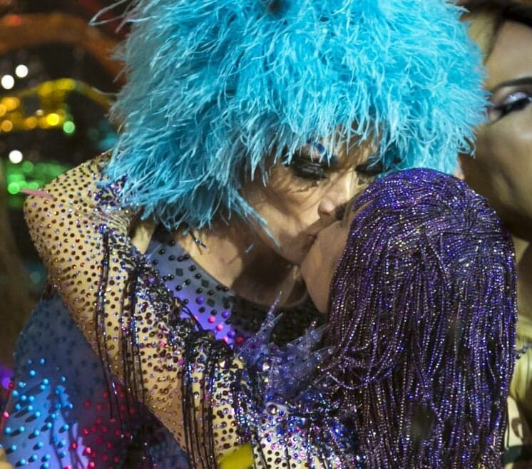 No "Amor & Sexo", Rodrigo Hilbert vira drag queen e choca; veja como ficou!