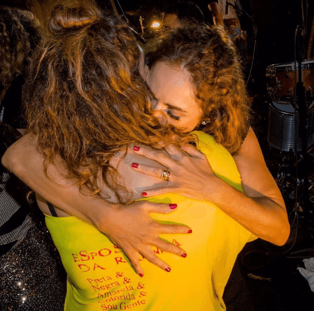 Daniela Mercury e Malu Verçosa celebram quatro anos de casamento: "amor eterno"