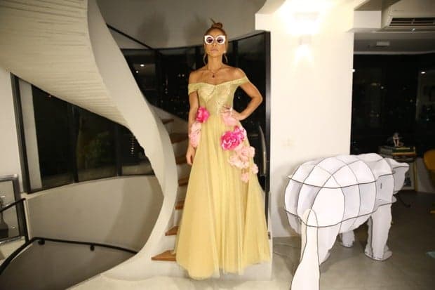 Sabrina Sato fala sobre vestido inspirado em "Bela e a Fera"