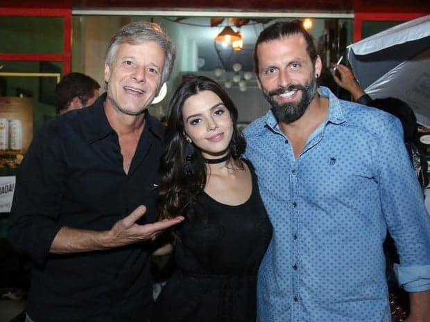 Elenco faz festa para celebrar fim das gravações de "Sol Nascente"