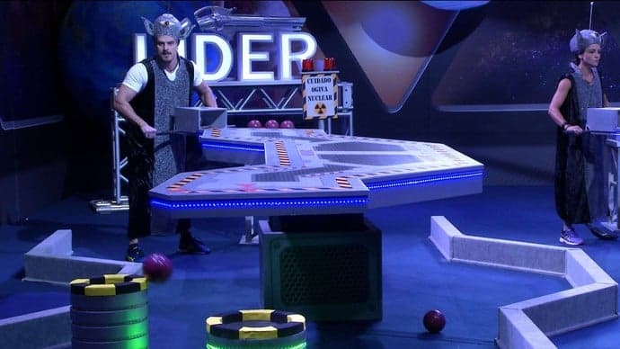 "BBB17": Marcos vence prova e é o novo Líder; Tiago Leifert anuncia novidade