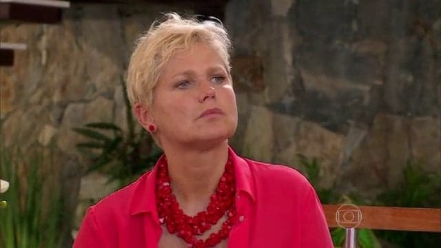 Xuxa alfineta quadro do seu amigo Faustão
