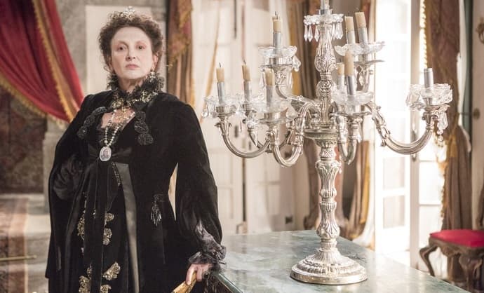Debora Olivieri gravará cenas secretas de "Novo Mundo"