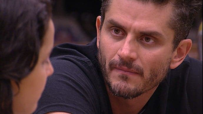 Após a saída de Ilmar do "BBB17", Marcos dispara para Emilly: 'Não quero nunca mais falar com ele'