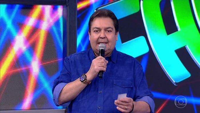 Globo bate recordes e Faustão tem maior audiência em sete anos; confira os consolidados deste domingo (23/04/17)