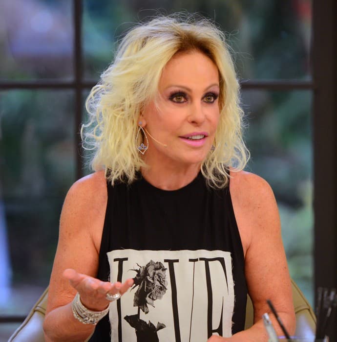 Internautas repudiam comentários de Ana Maria Braga sobre BBB Marcos: "Surreal"