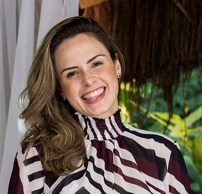 Recusando proposta para "A Fazenda", Ana Paula cria programa e fatura alto como garota-propaganda do Uber