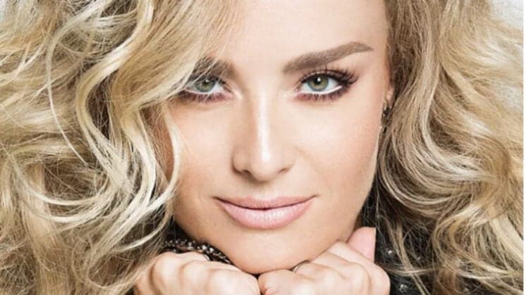 Angelica surpreende ao fazer visita à hospital