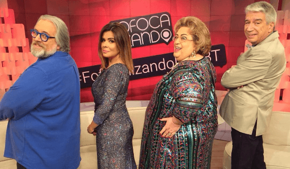 Programa de fofocas do SBT completa um ano no ar e surpreende muita gente