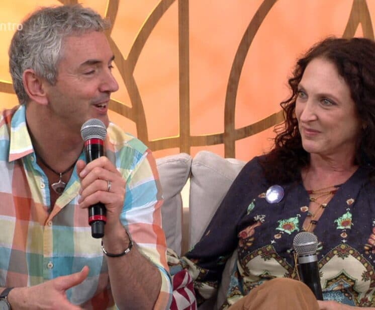 Débora Olivieri fala sobre marido que conheceu em aplicativo