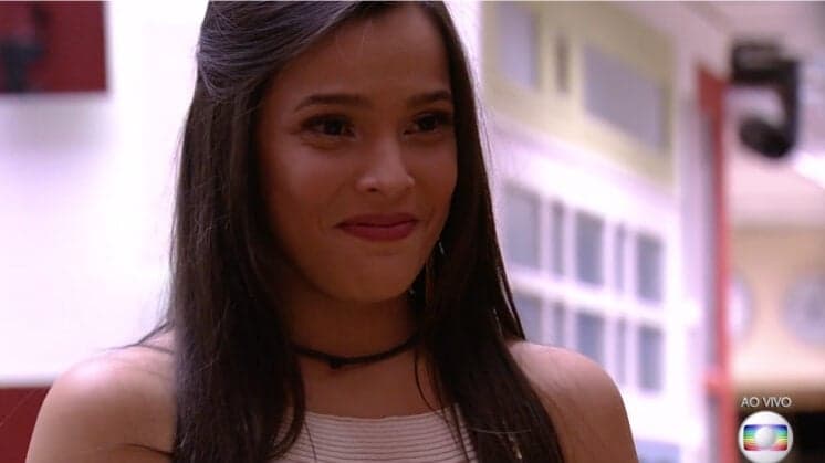 Após renovar contrato, Globo define primeira produção que Emilly deverá aparecer na emissora