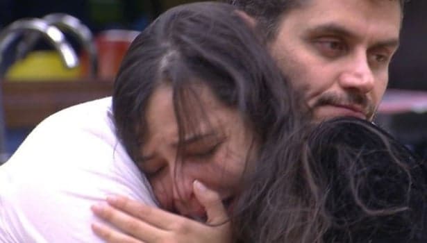 Emilly abre o coração e revela grande motivo das brigas com Marcos no "BBB17"