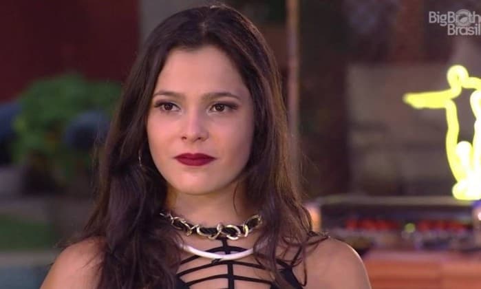 Ex-BBB Emilly Araújo realiza sonho e ostenta luxo em Miami