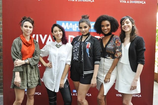http://tvfoco.uai.com.br/wp-content/uploads/2015/05/Daniela-Mercury.jpg