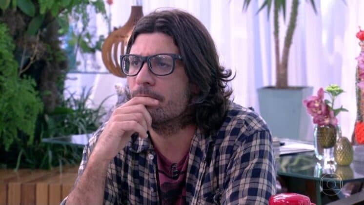 Illmar, do "BBB17", revela querer distância de Marcos e Emilly