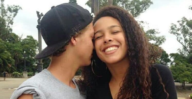 Novinha, atriz do remake de "Chiquititas" está namorando; veja foto