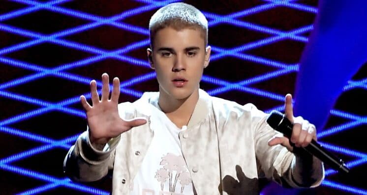 Advogado quer fim de processo contra Justin Bieber no Brasil