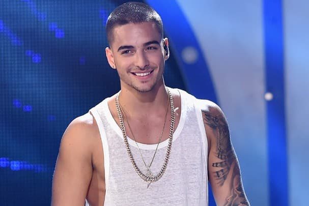 No Brasil, Cantor Maluma grava com Danilo Gentili