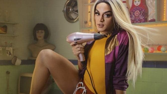 Capa de revista, Pabllo Vittar fala sobre críticas que recebe e deixa recado: "quero ser quantas pessoas quiser”