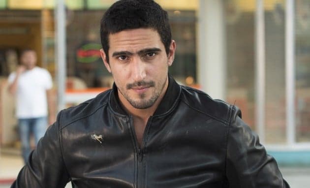 Apontado como novo galã, Renato Góes será príncipe em novela da Globo