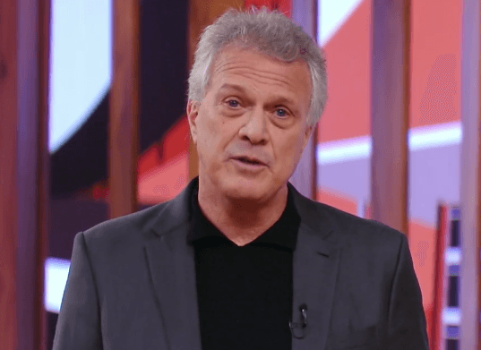 "Conversa com Bial" passa sufoco para vencer o SBT logo na estreia