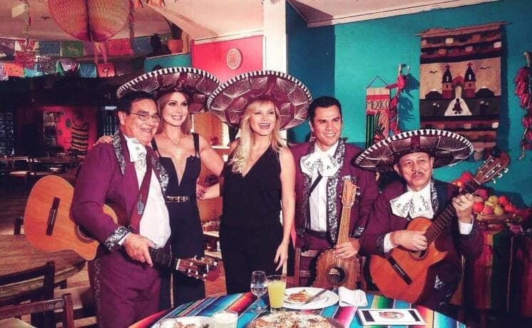 Eliana grava entrevista com Gaby Spanic, "A Usurpadora"