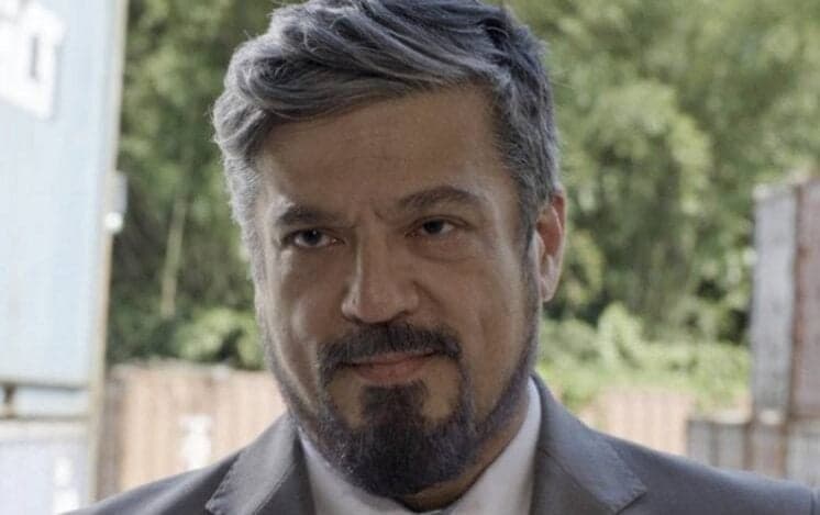 Ator da Globo, que atuou em "Sol Nascente", morre após partida de vôlei