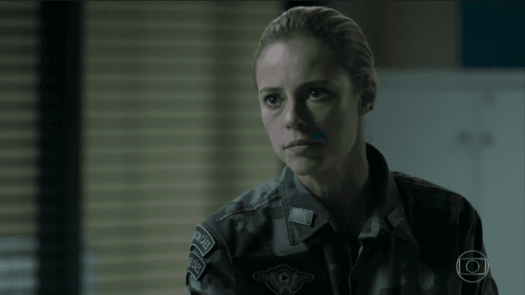 Paolla Oliveira fala sobre preocupação com irmão policial